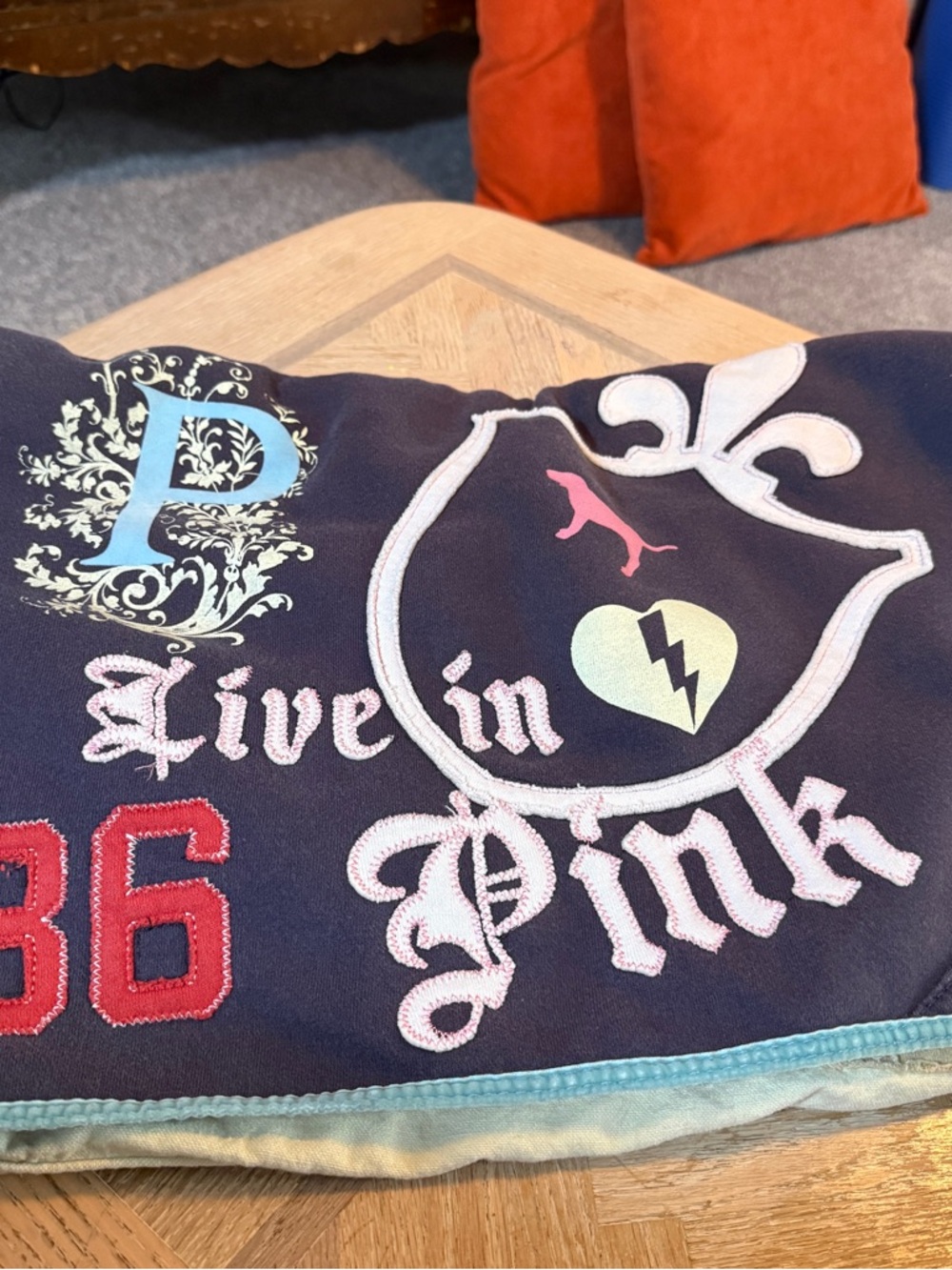 Victoria Secret PINK Graphic Canvas Satchel - Picture 3 of 13